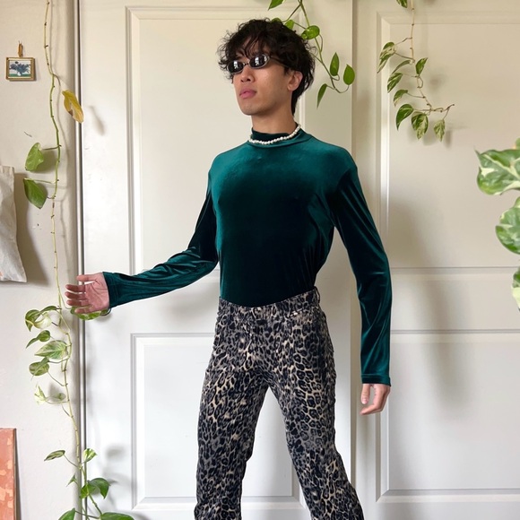 American Vintage Tops - Vintage Emerald Green Velvet Turtleneck
